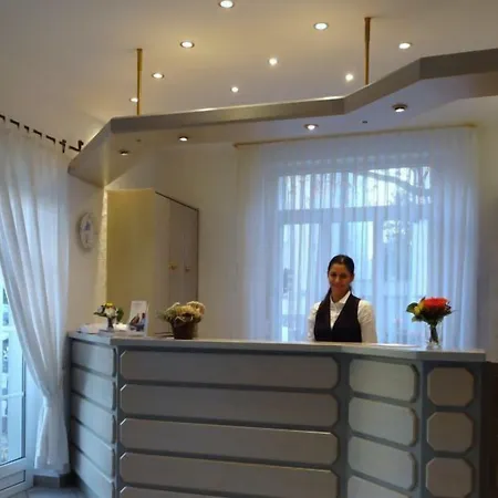 Hotel Buergerbraeu 3*